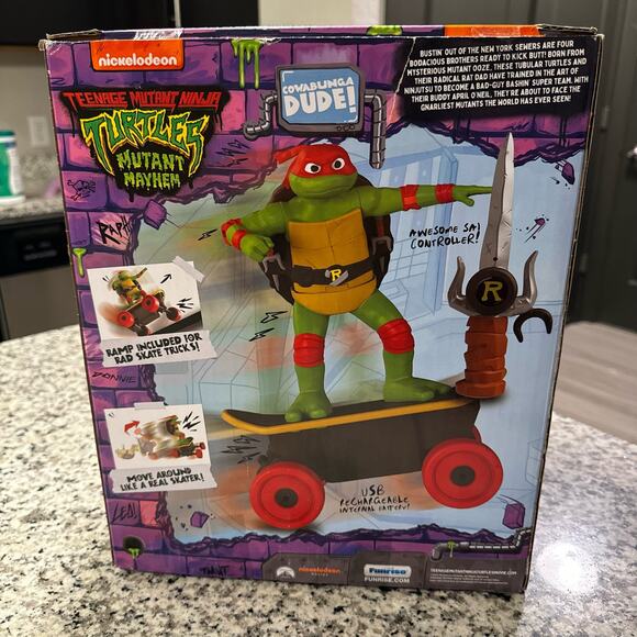 Ninja Turtles TMNT Raphael Cowabunga Skate RC Nickelodeon Funrise NEW IN BOX - Picture 5 of 9